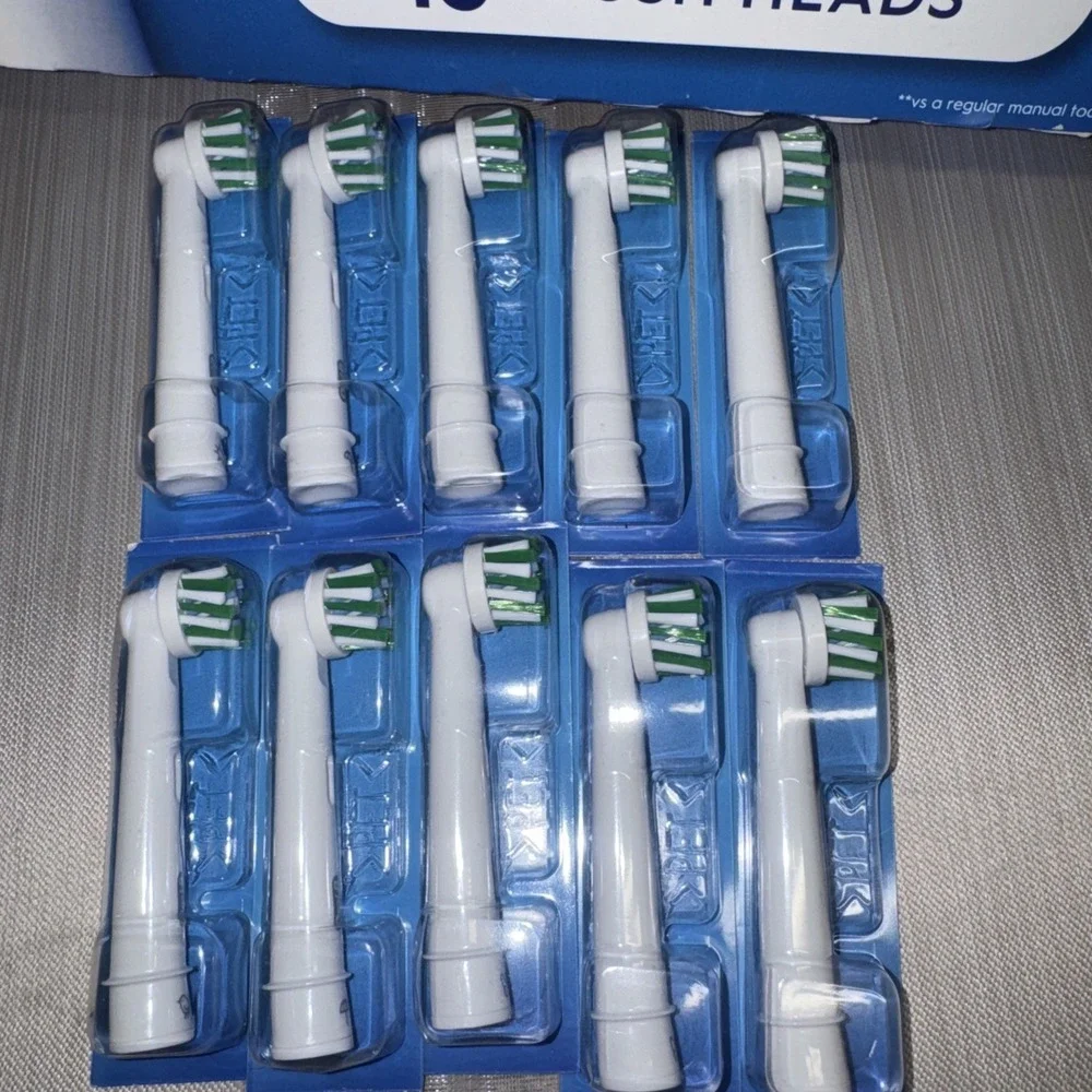 NEW Oral B Replacement Brush Heads Crossaction X 10 Pack Open Box